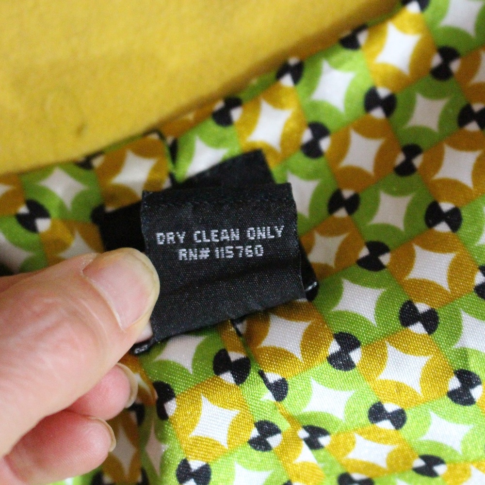 23rdst,  yellow collar jacket with 3/4 sleeves - Picture 8 of 10